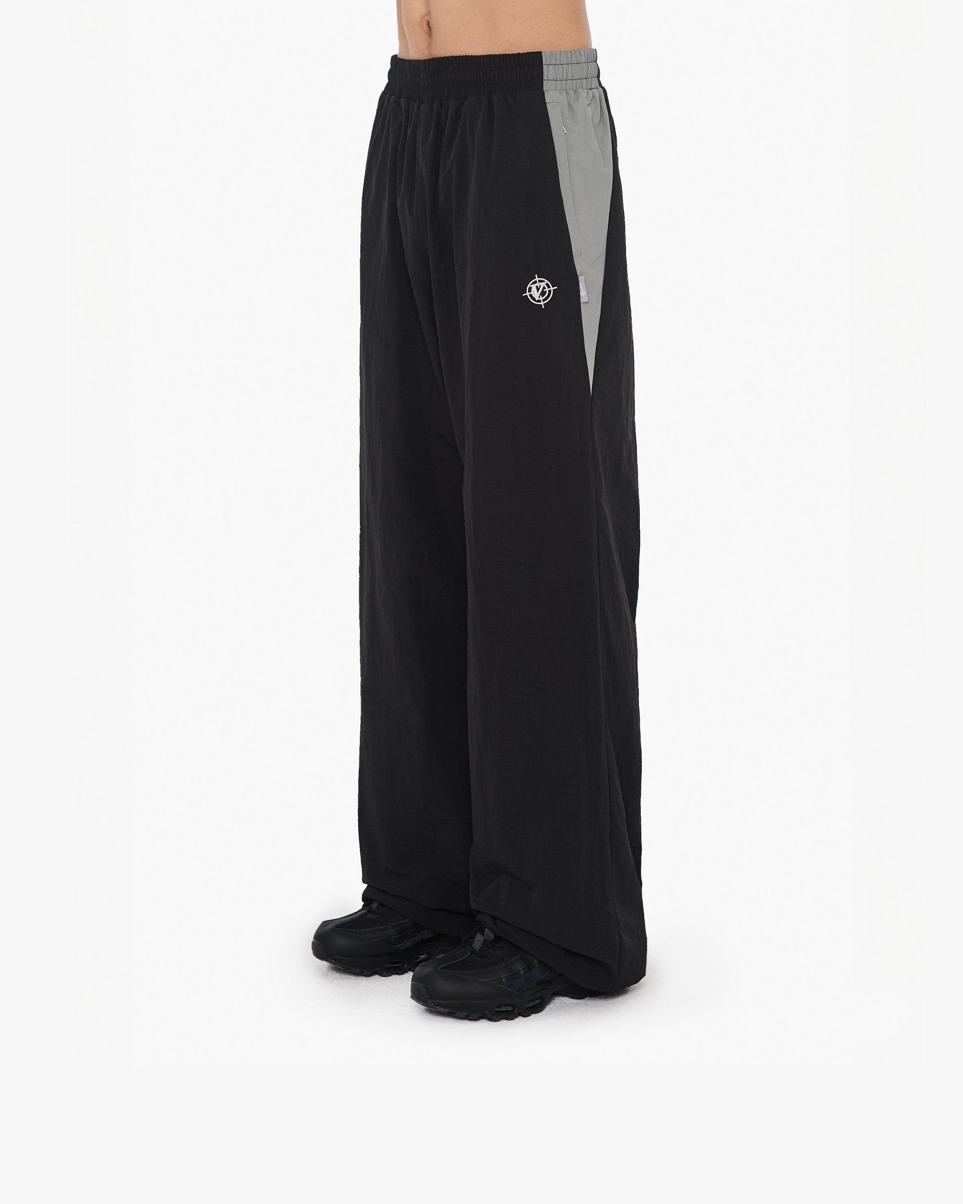 TRACK PANTS V2 BLACK - VICINITY