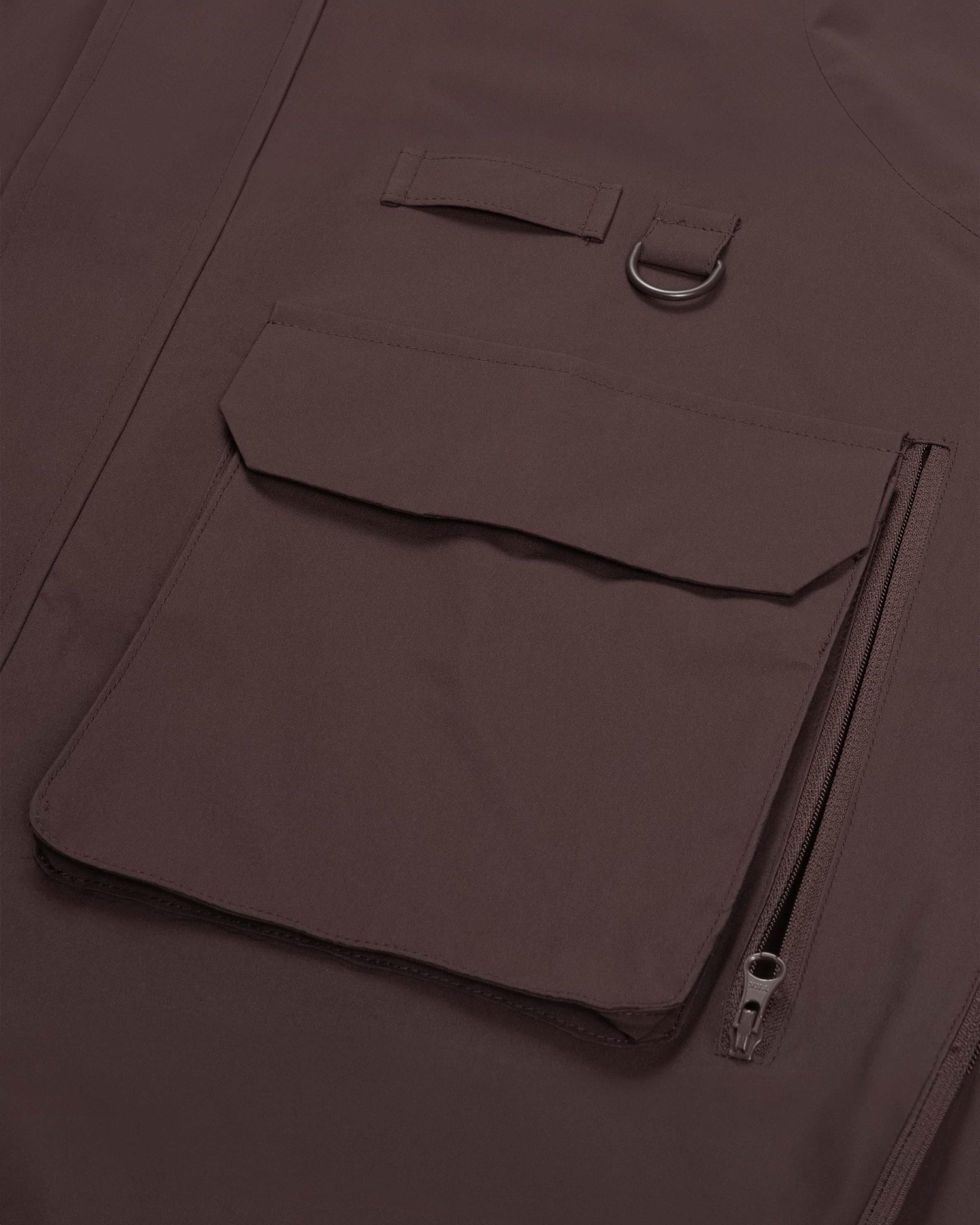 WINDBREAKER BROWN - VICINITY