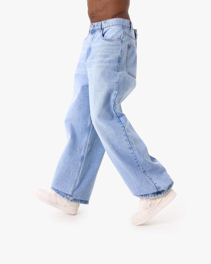 THE BAGGY DENIM LIGHT BLUE