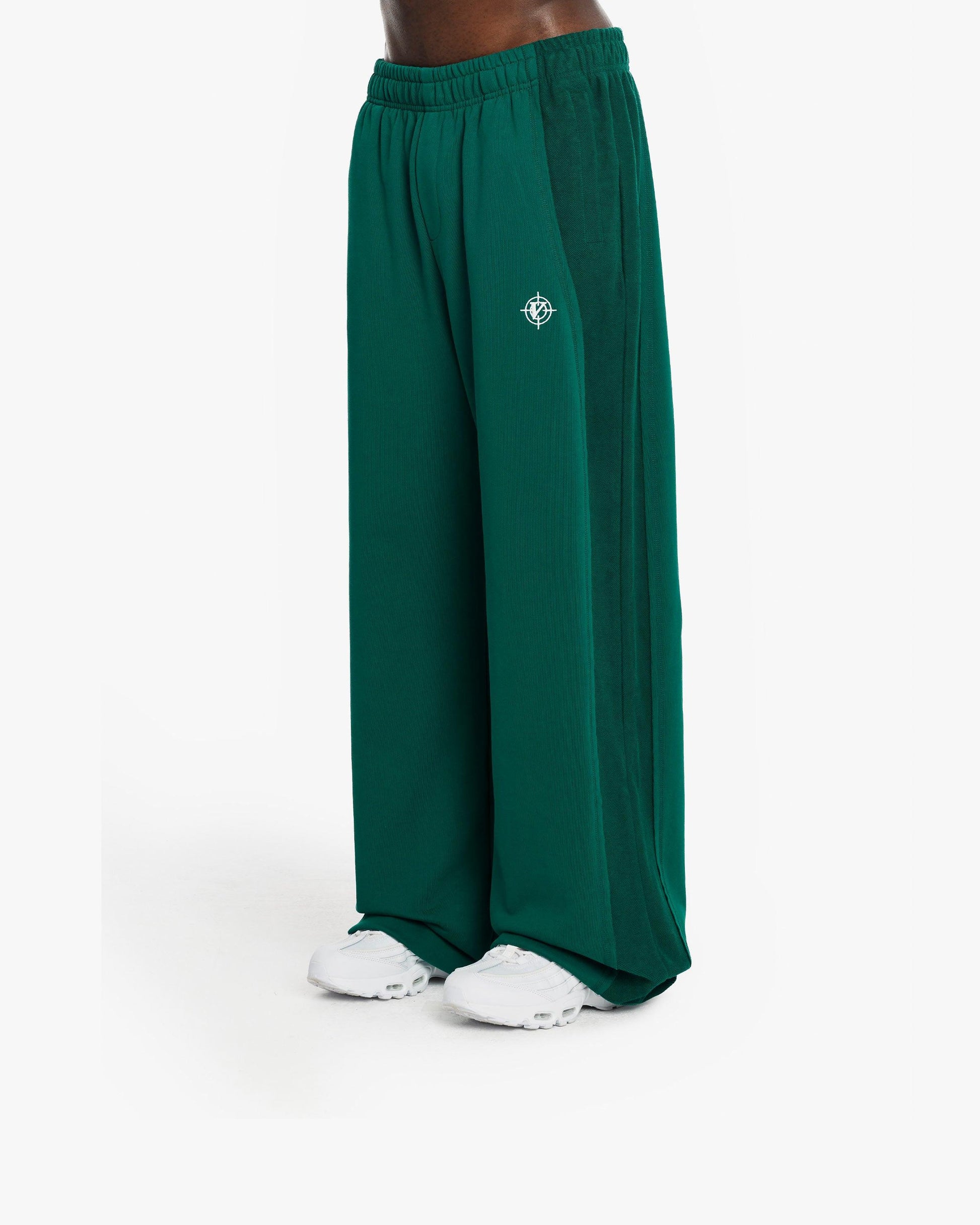 INSIDE OUT JOGGER FORREST GREEN - VICINITY
