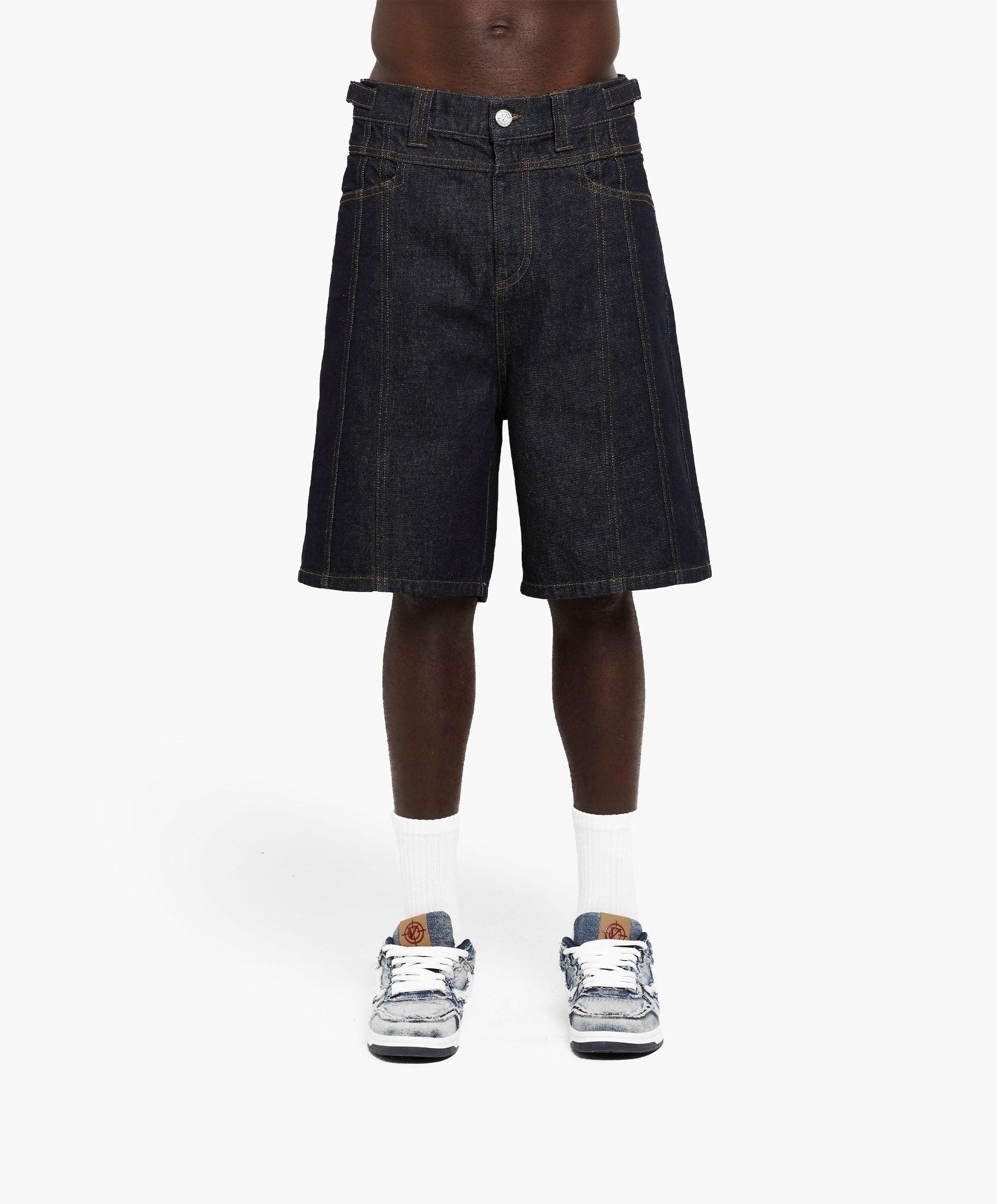 V-LOGO RAW JORTS - VICINITY