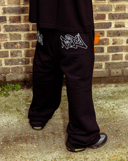 GRAFFITI JOGGER BLACK