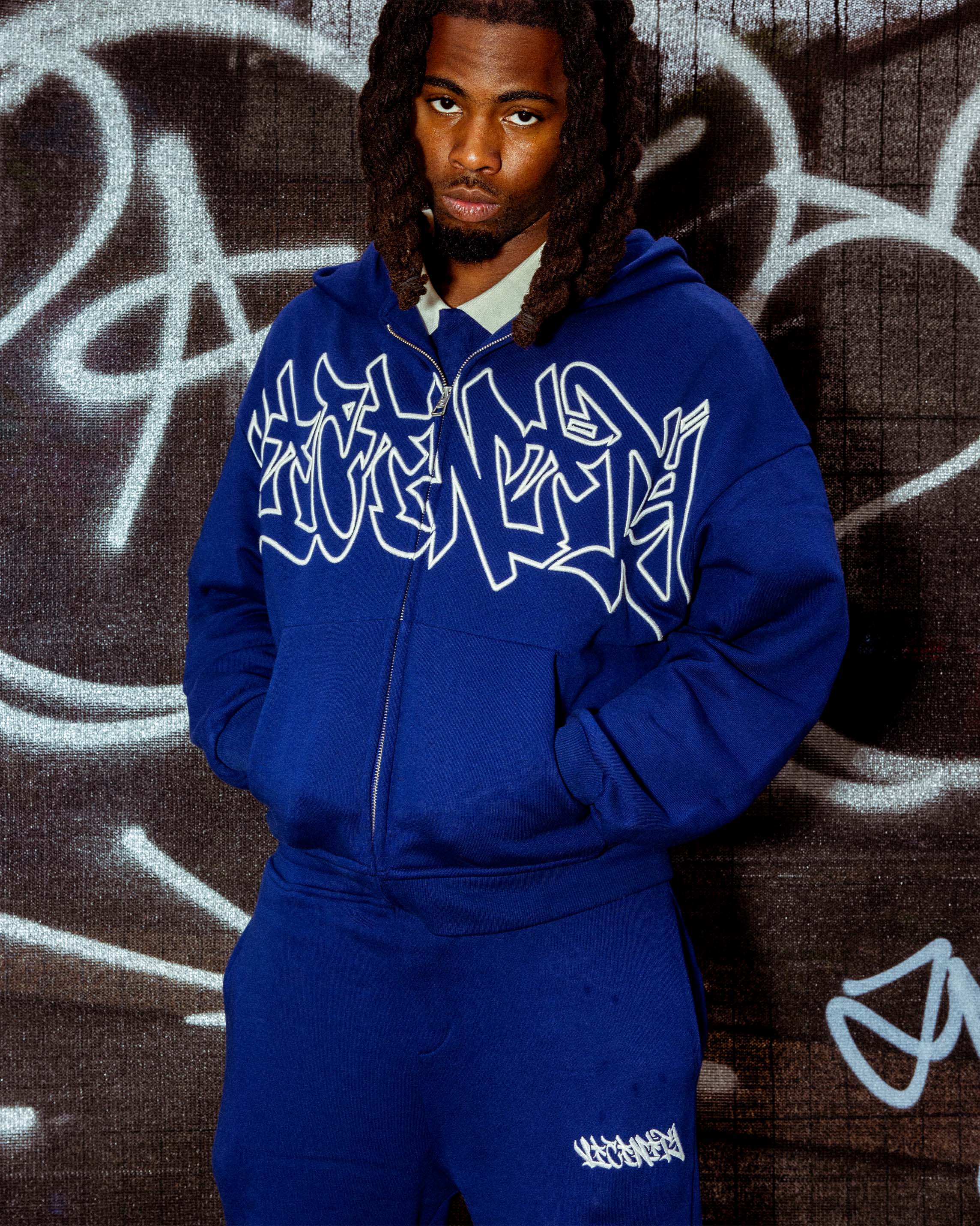 GRAFFITI ZIP-HOODIE BLUE – VICINITY