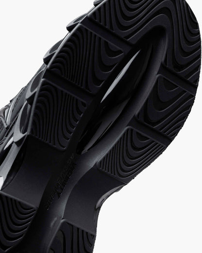 VENOM "PURE BLACK"