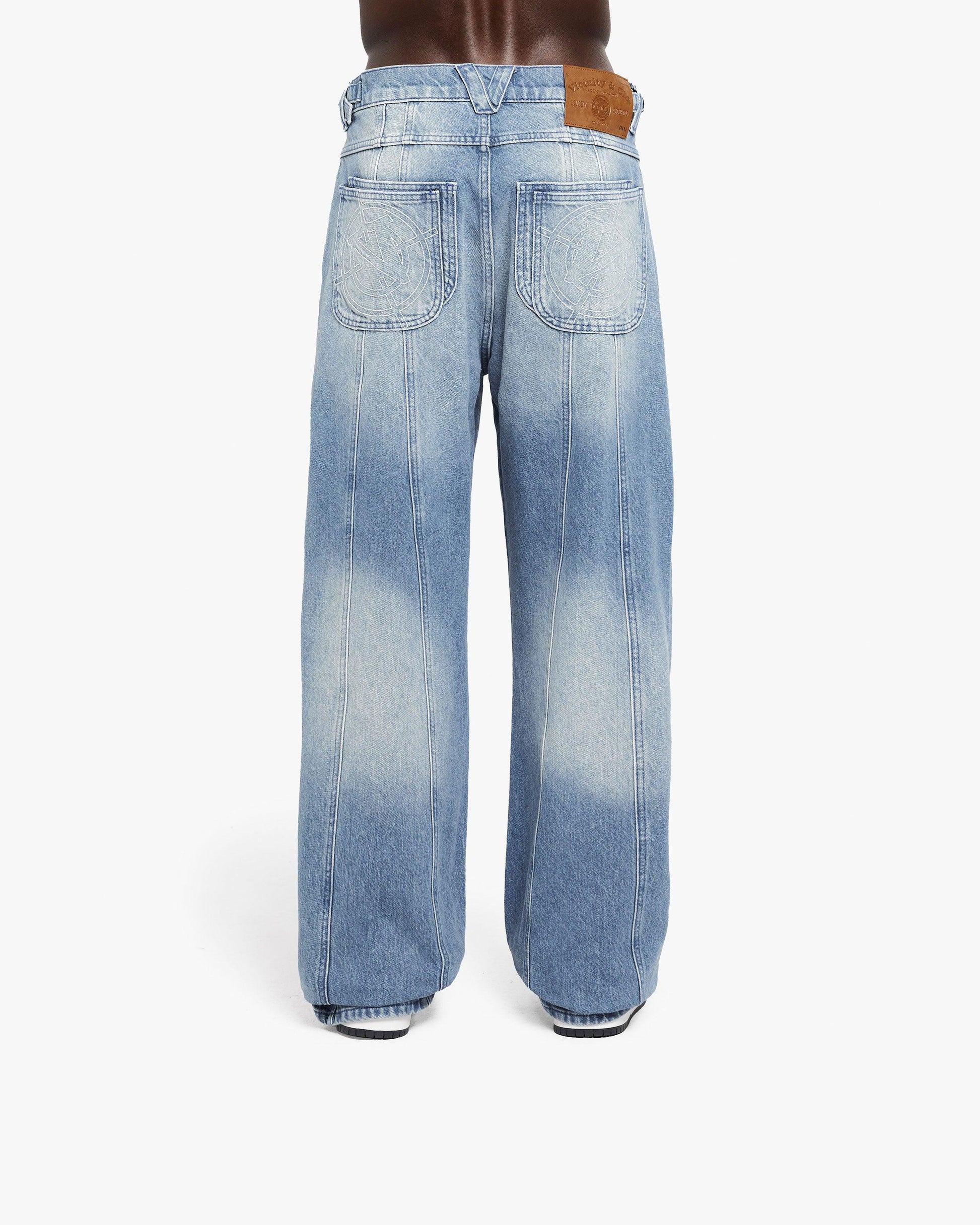 V-LOGO LIGHT BLUE DENIM - VICINITY