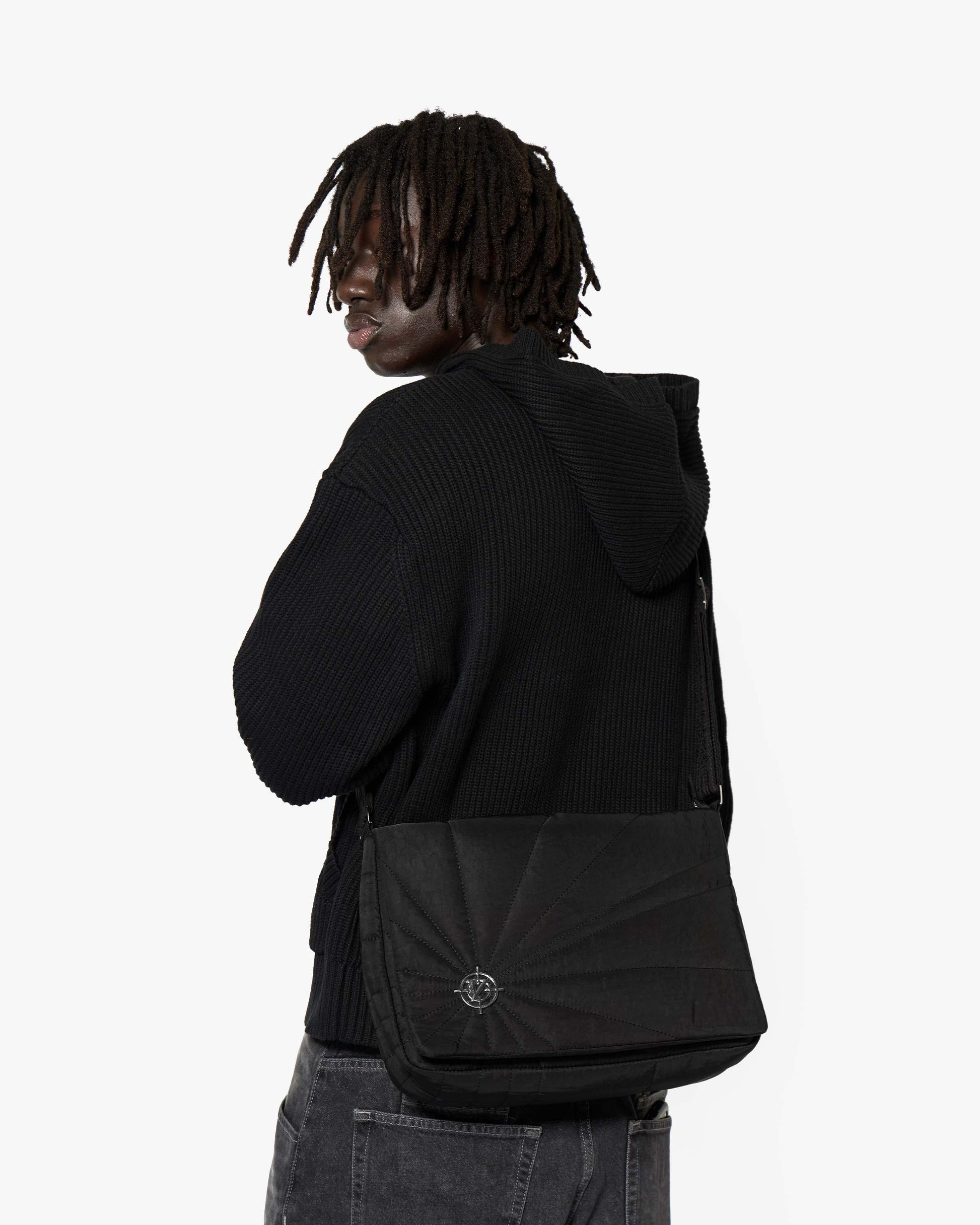 X SHOULDERBAG BLACK