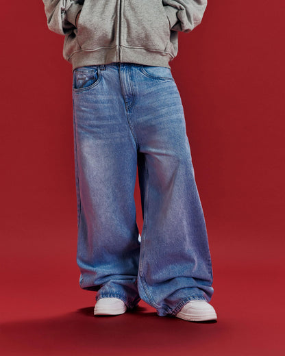 THE BAGGY DENIM LIGHT BLUE